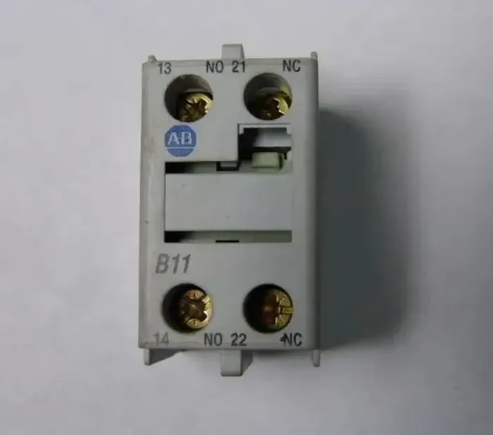 Allen-Bradley 100-FB11 Front Mount Auxiliary Contact Block (1NO + 1NC)
