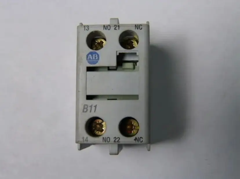 Allen-Bradley 100-FB11 Front Mount Auxiliary Contact Block (1NO + 1NC)