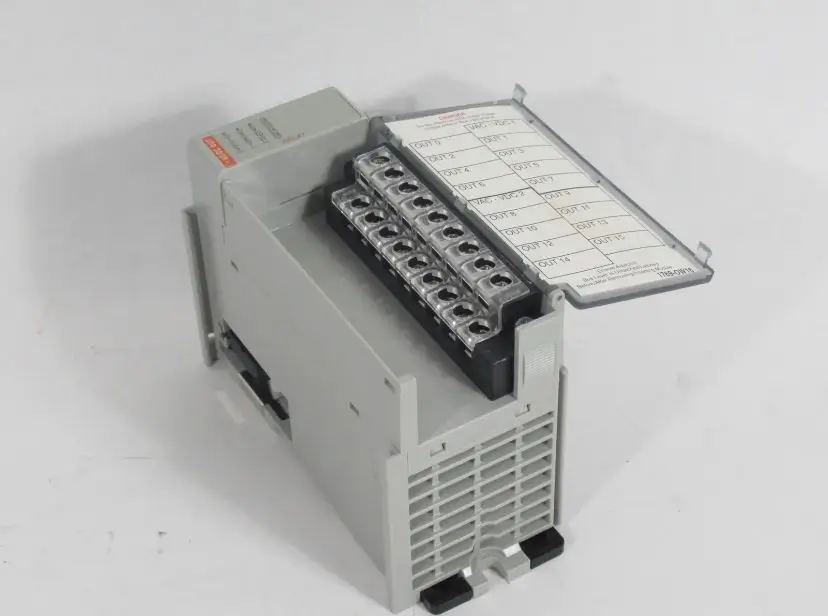Allen-Bradley 1769-OW16 Compact 16-Point Relay Output I/O Module